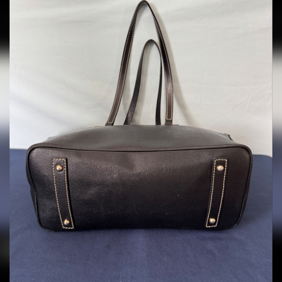 Dooney & Bourke EUC Black Pebble Grain Leather Tote Bag - Picture 5 of 7